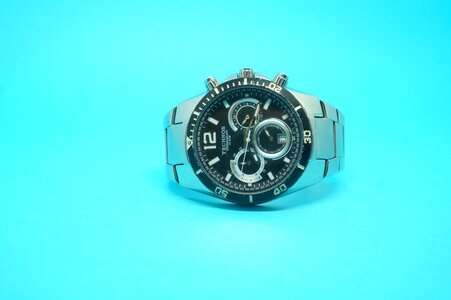 Watch hours silver