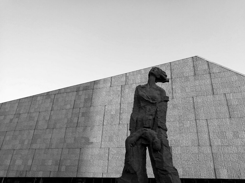 Tragedy nanjing sculpture