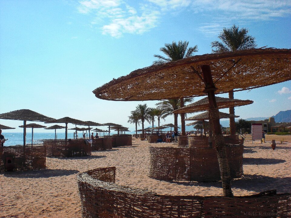 Diving beach sand beach