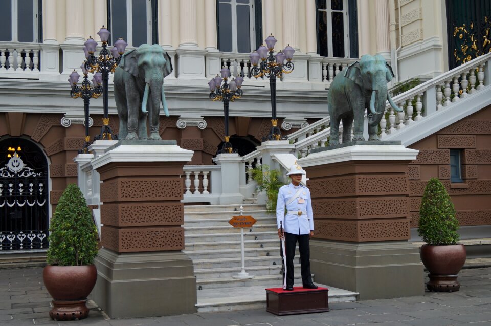 Sculpture museum attractions in thailand