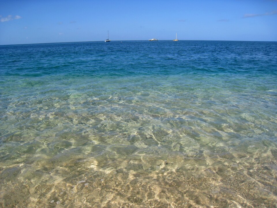 Crystal clear hawaii