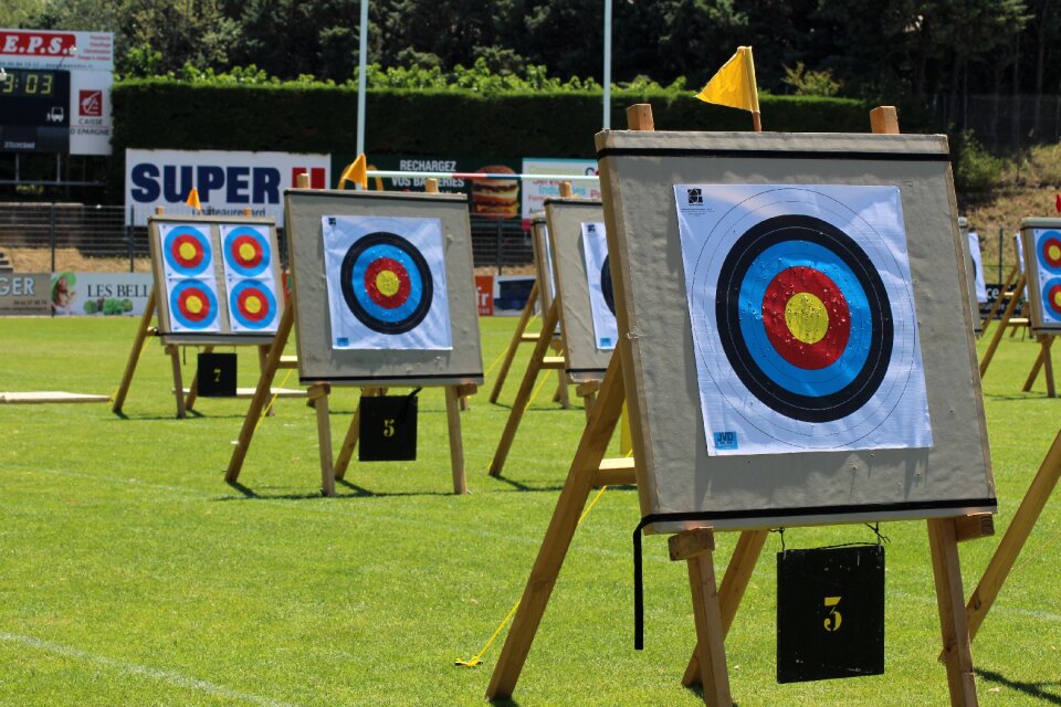 Shooting arc target
