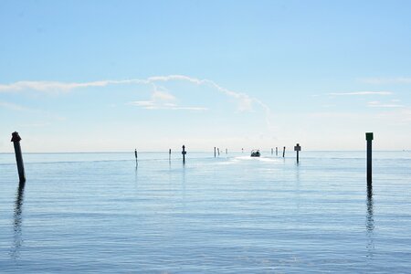Sea wide shackles
