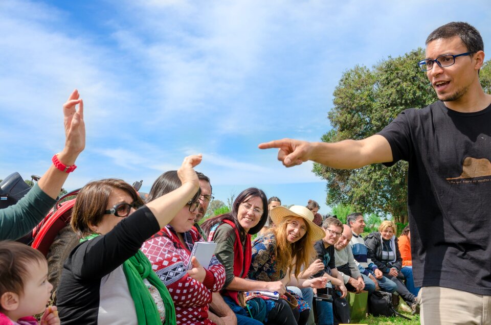Meeting vote people