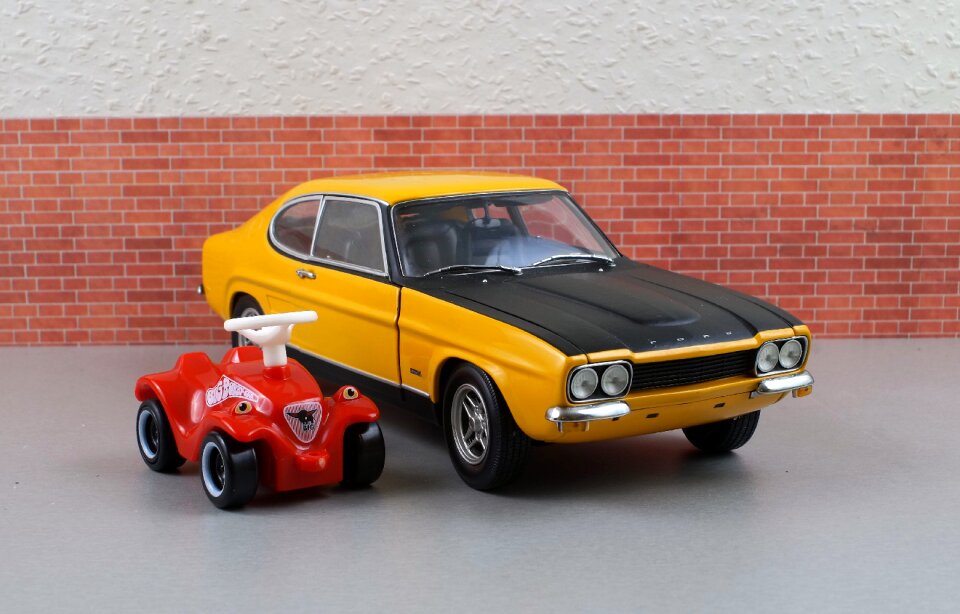 Capri bobby car model