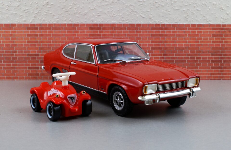 Capri bobby car model