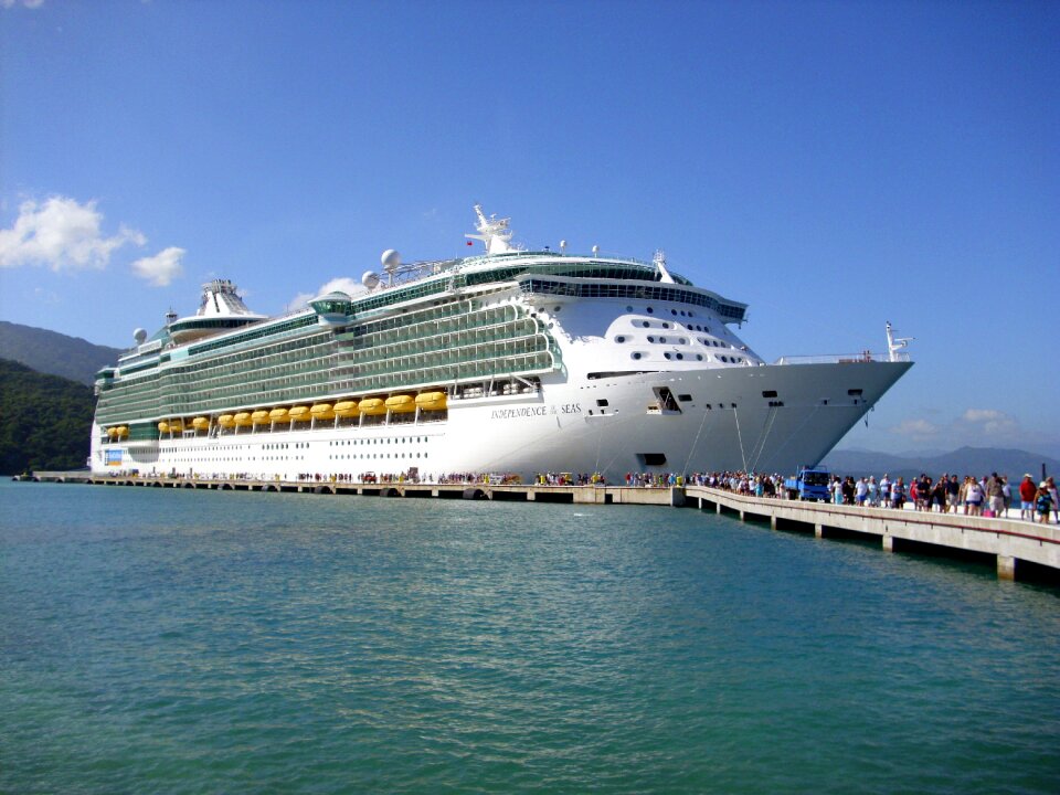 Caribbean cruise sun