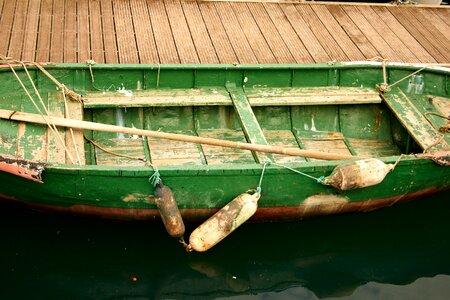 Paddle fisherman green photo