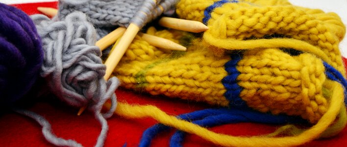 Hand labor knitting needles mesh photo