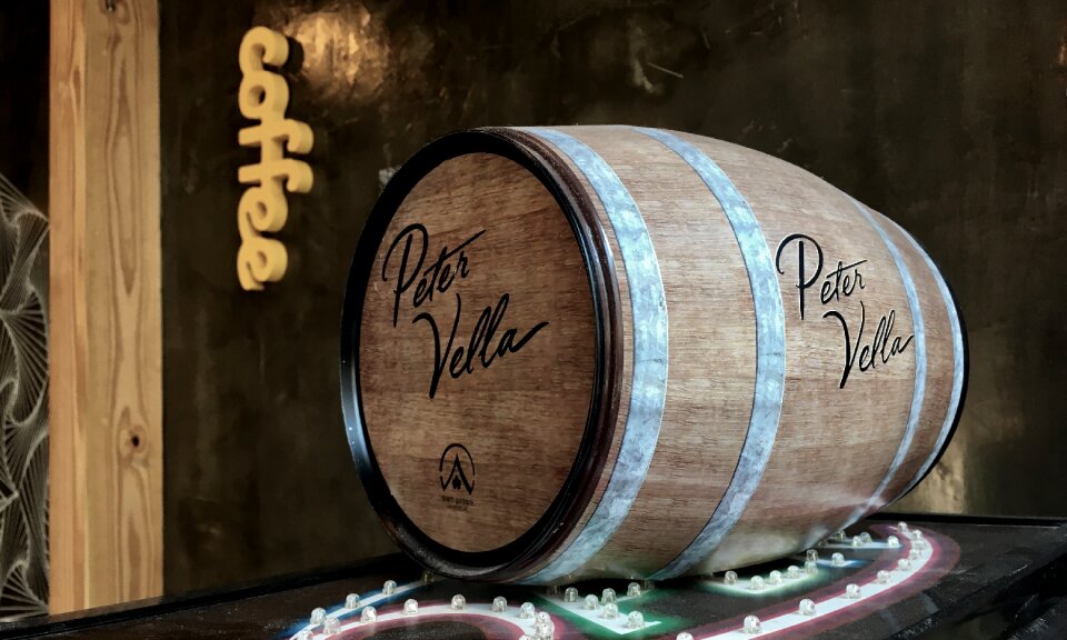 Keg oak coffee shop wine buckets