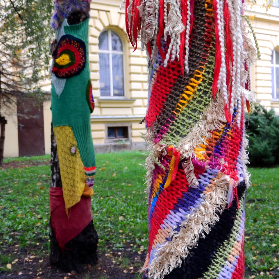 Guerilla knit knitting braided trees