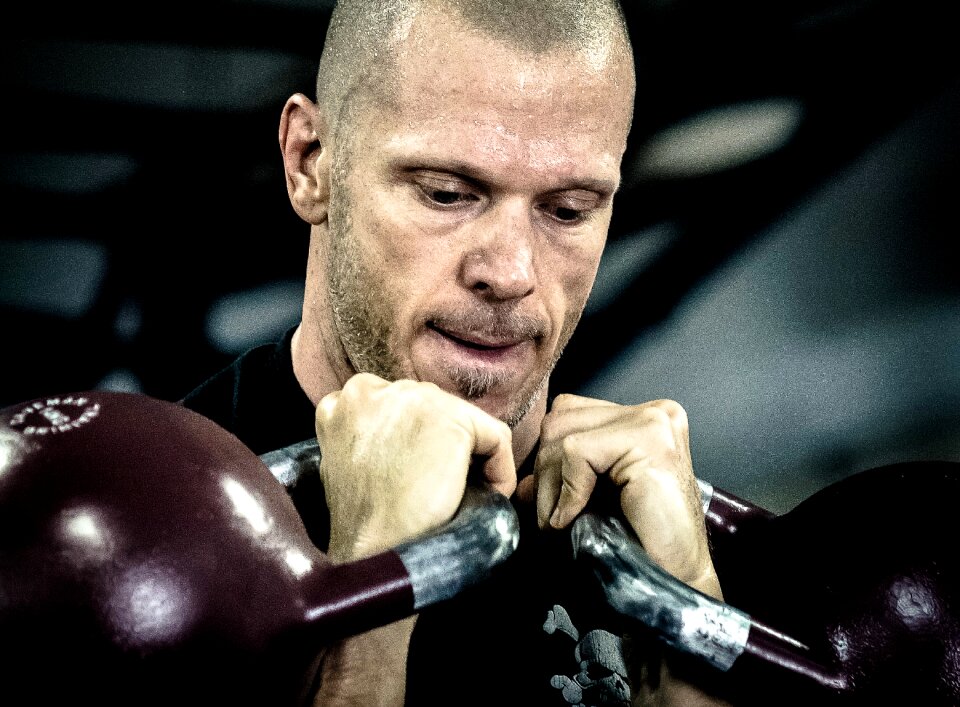 Kettlebell training fit
