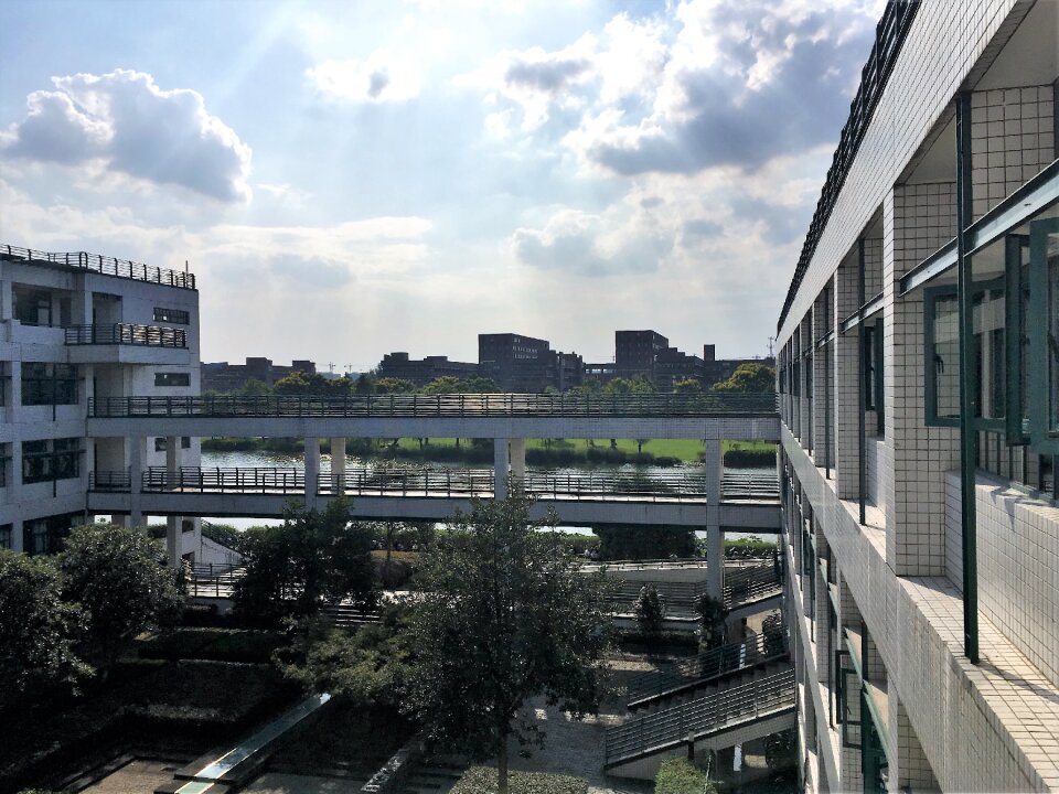 Hangzhou zijingang teaching building