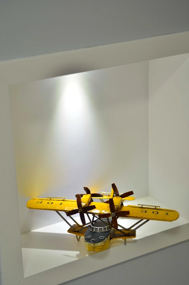 Lighting plane decoration