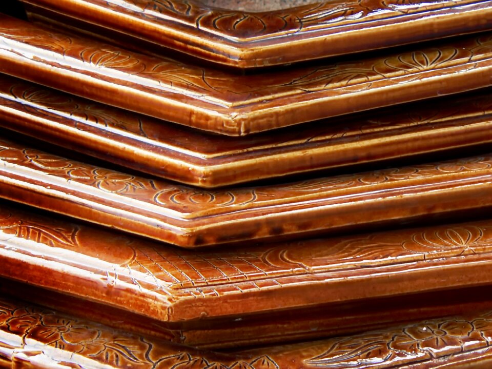 Ceramic brown set designer