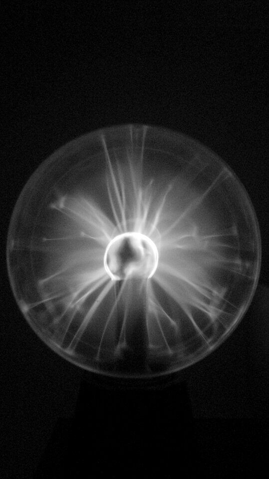Light tesla coil shadow