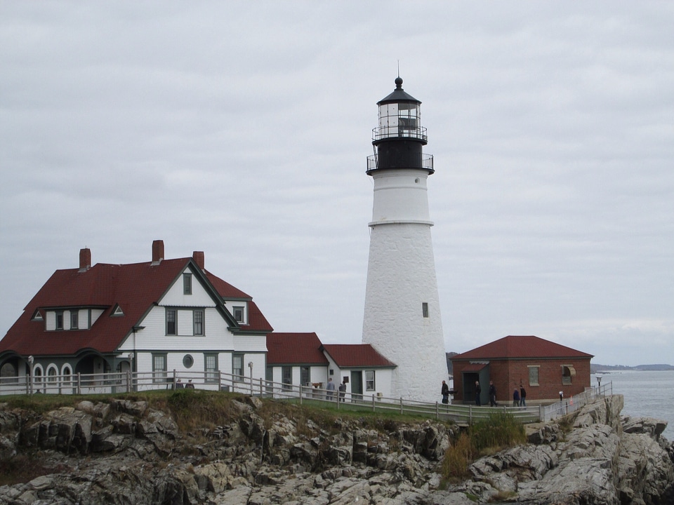 Light beacon tower