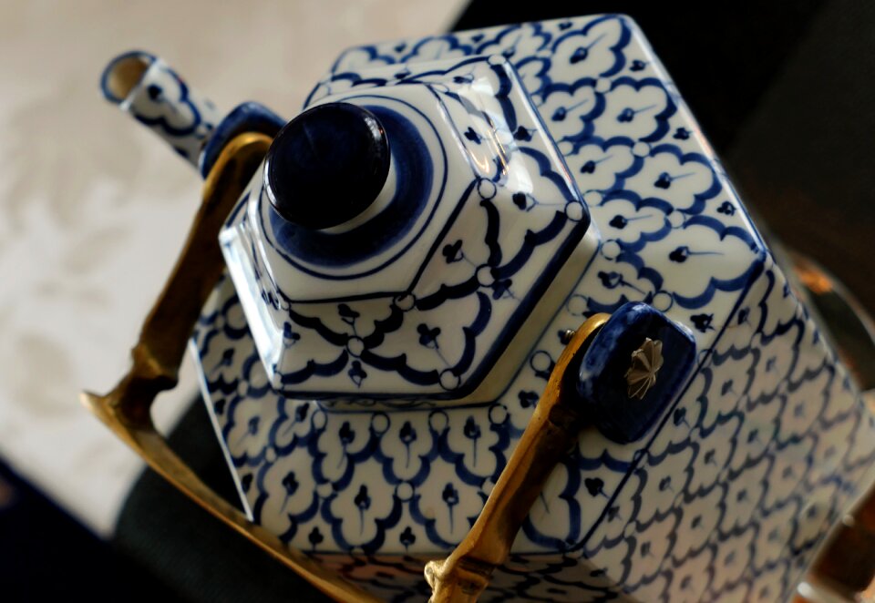 Drink porcelain pot