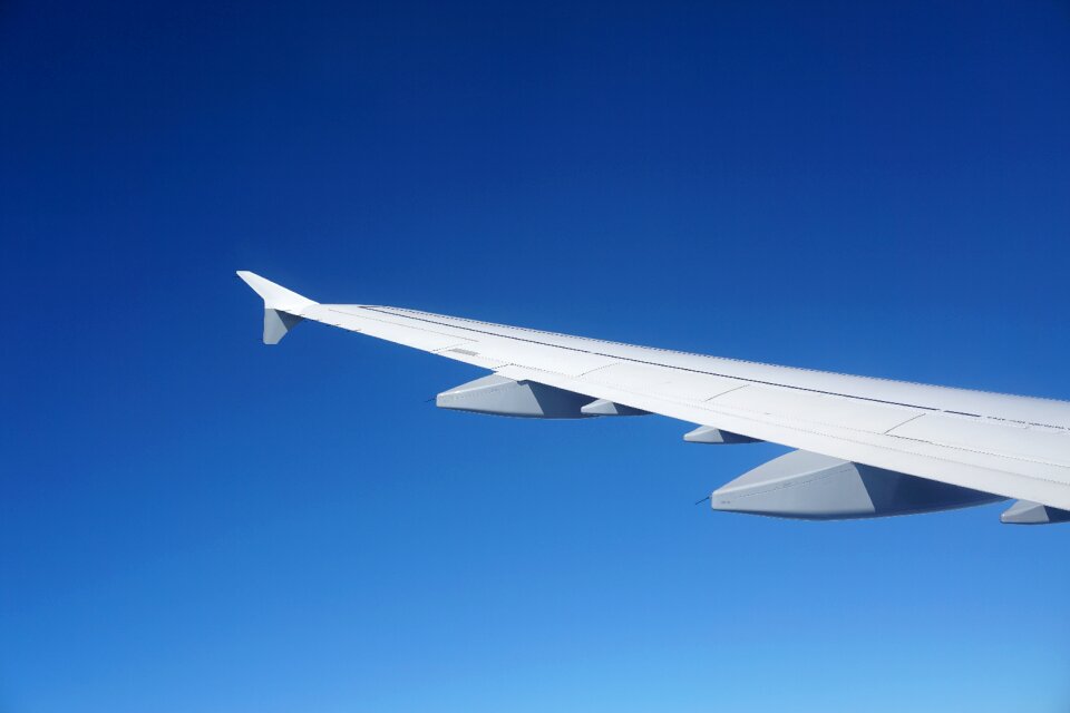 Blue no clouds flight