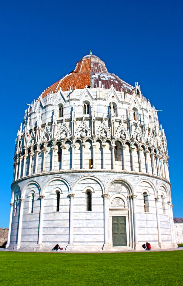 Tuscany monument works