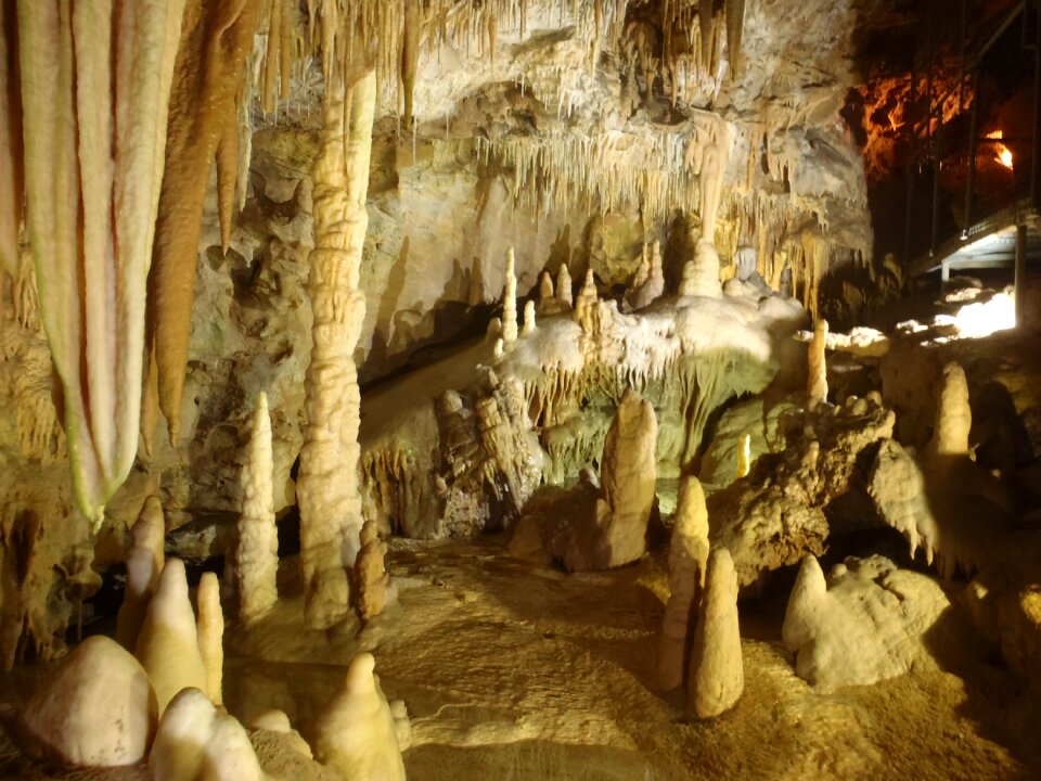Cave great canalettes