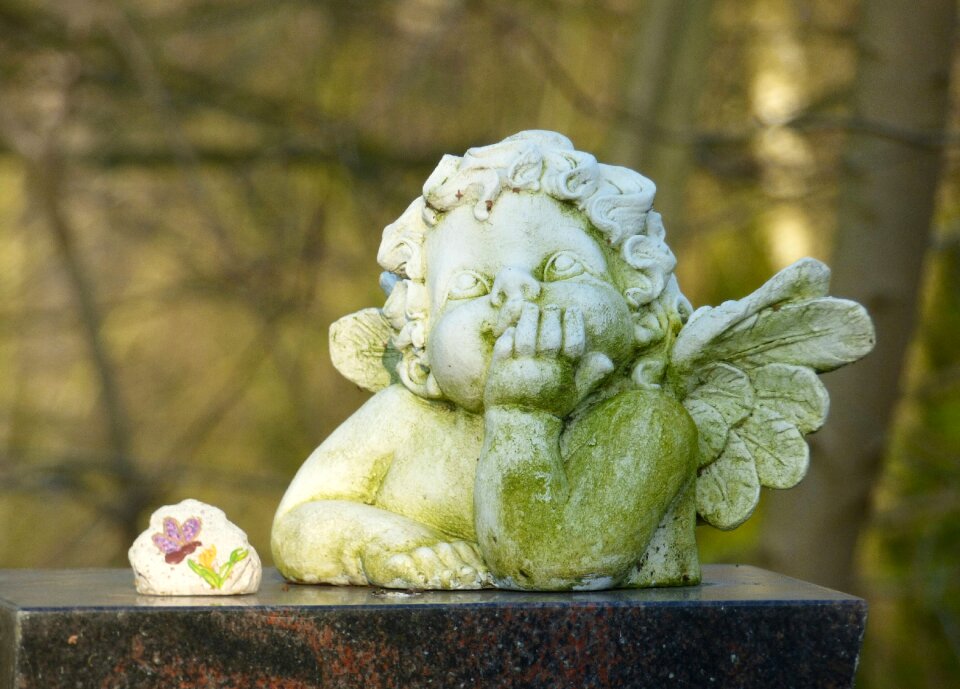 Hope ceramic sculpture
