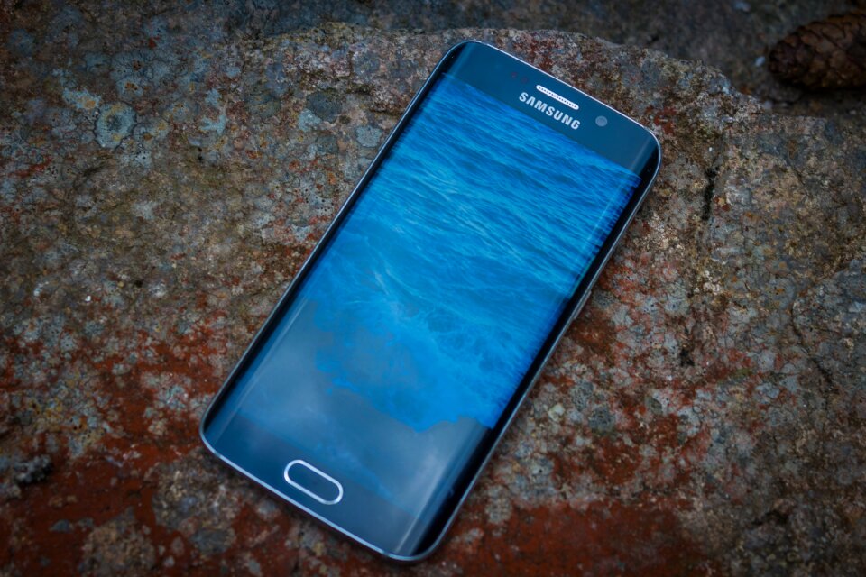 Sea stone smartphone
