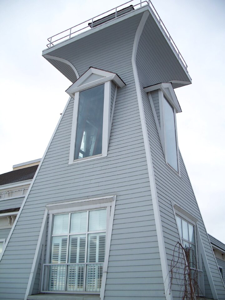Wood construction beacon