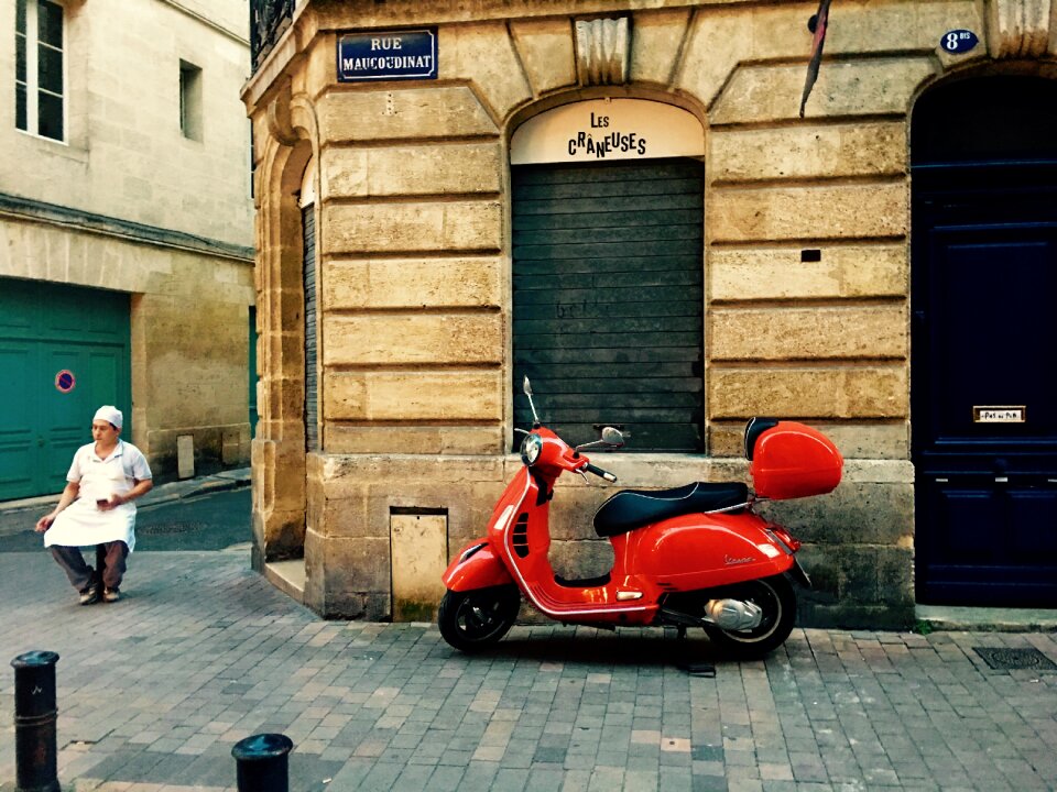 Scoter chef pause