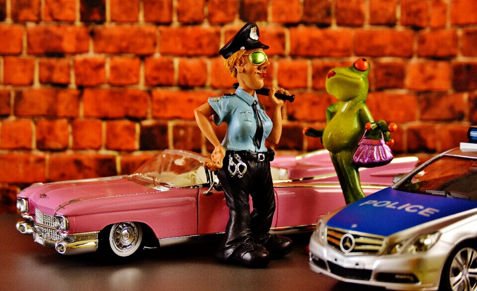 Chick police policewoman