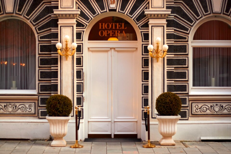 Hell doors architecture