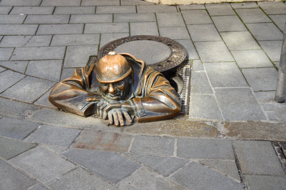 Canal worker slovakia channel gucker