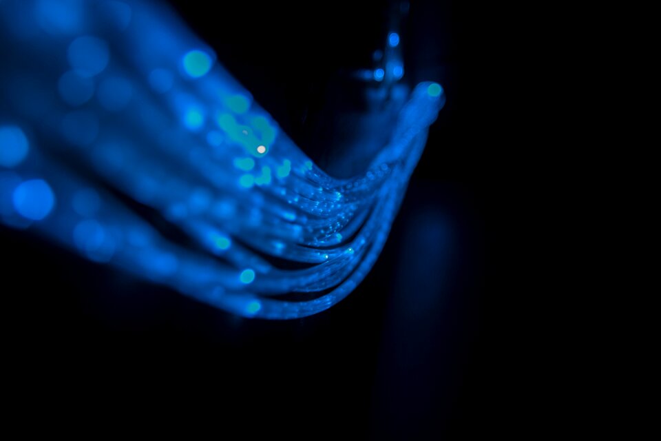Light guide data transfer light tube