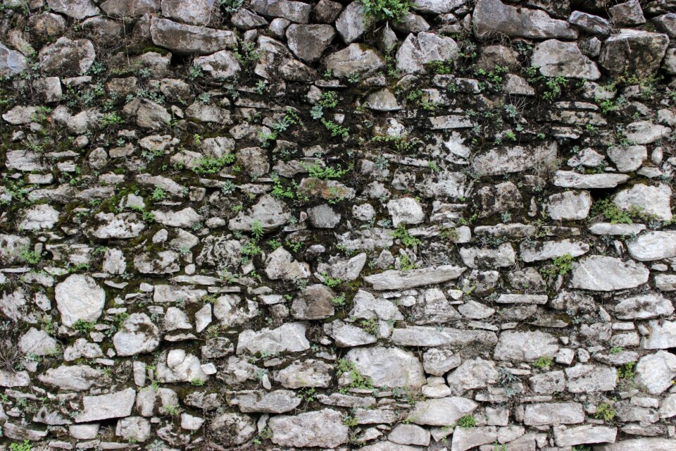 Stone wall pattern architecture