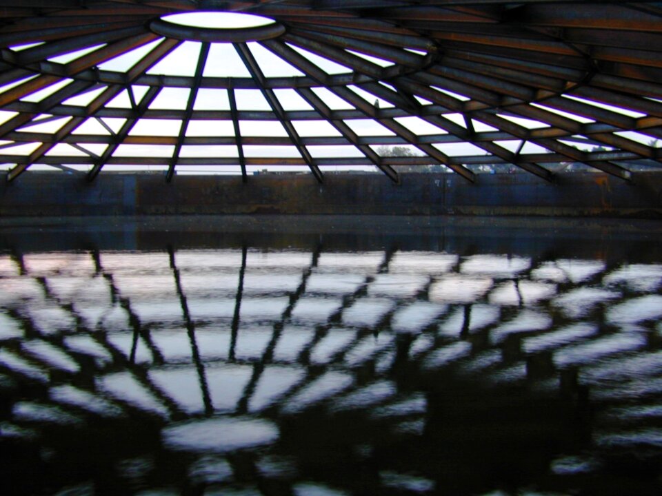 Roof reflection water