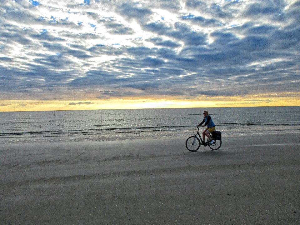 Bike horizon north sea