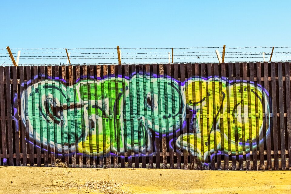 Protection barrier boundary