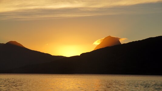 Mountain nesna water