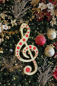 Christmas tree song green