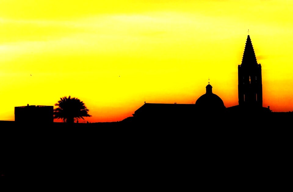 Silhouette sun architecture