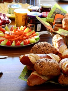 Roll liquor bar food