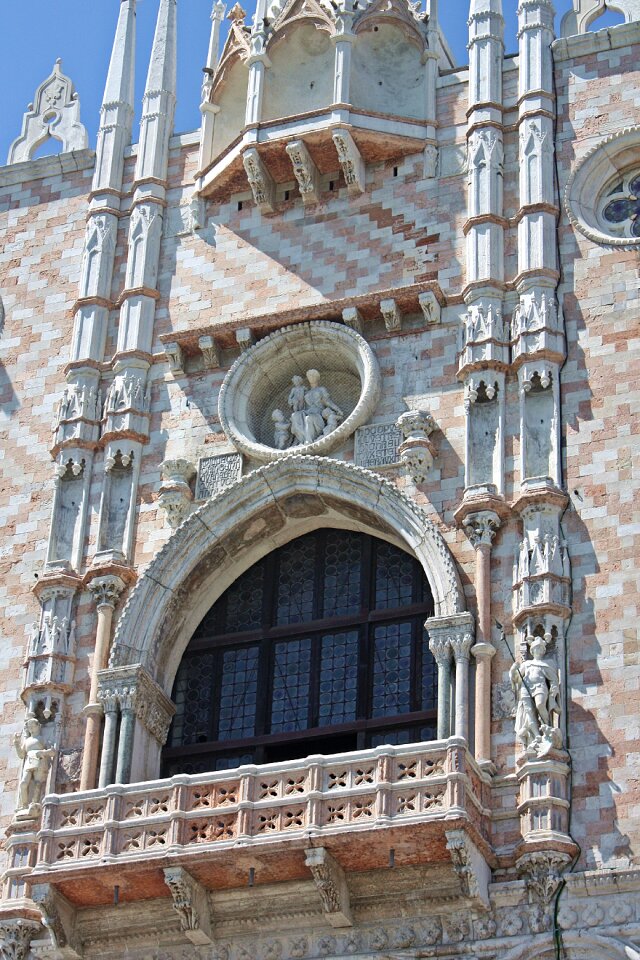 Sculpture architecture old buildings