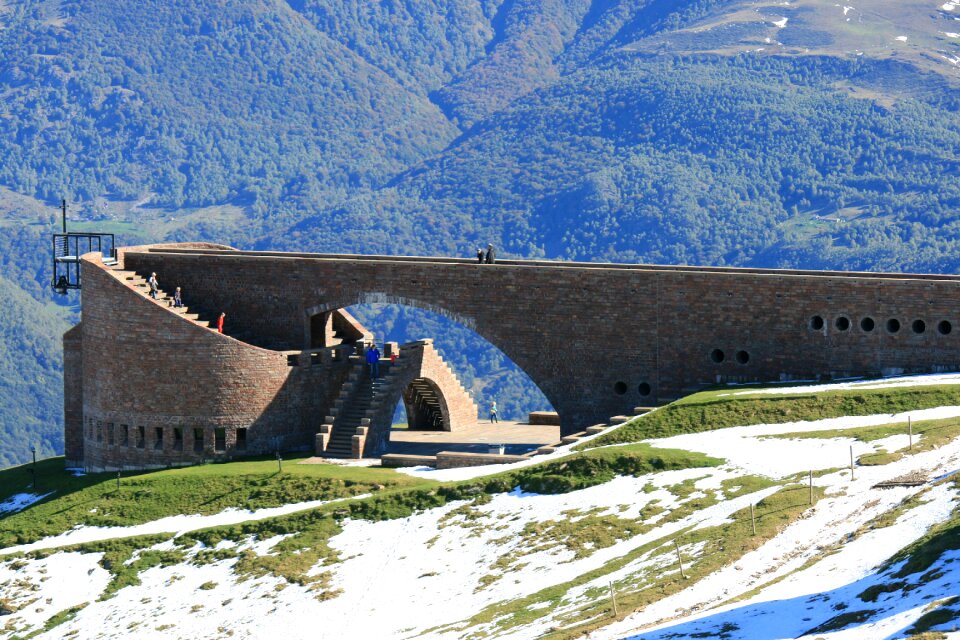Church ticino mario botta
