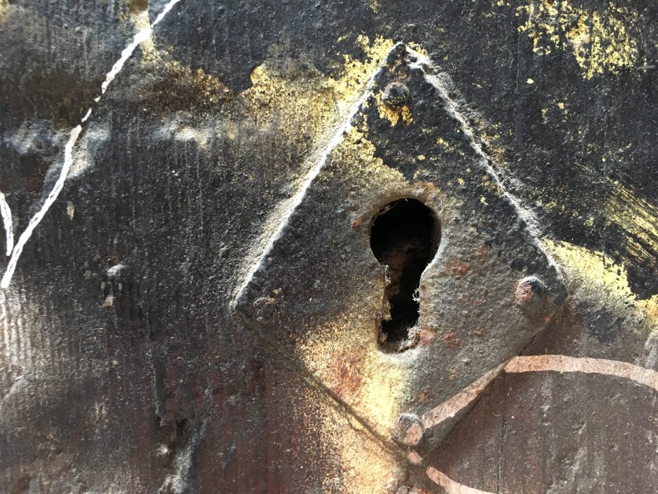 Keyhole old keyhole key hole in the steel