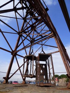 Mining cast iron structure