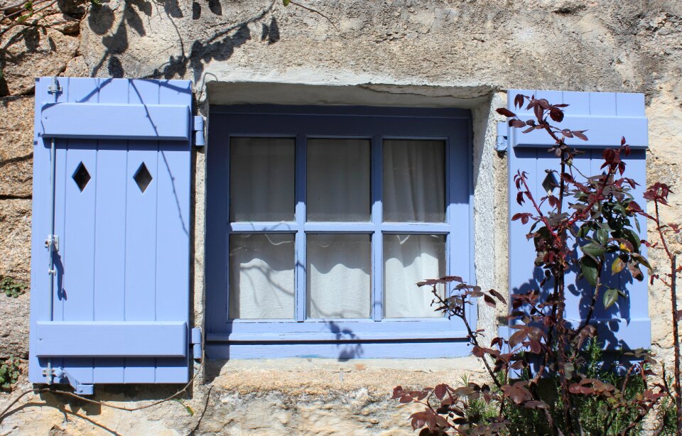 Windows colors houses