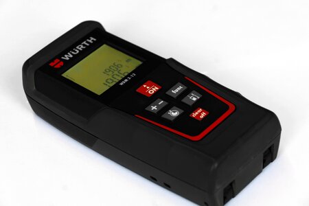 Rangefinder meter distance