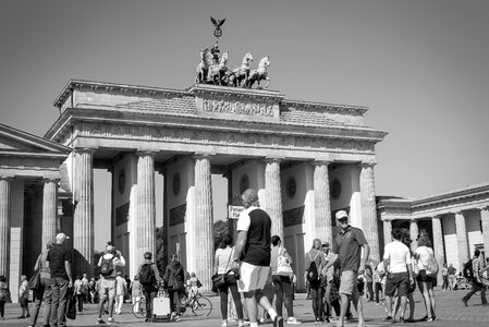 Berlin quadriga building photo