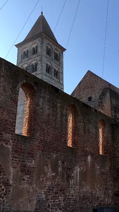 Architecture historically old