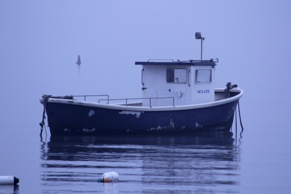 Travel vessel marine